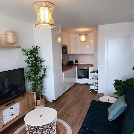 Superbe Avec Vue Mer, Piscine Et Parking Prive Gratuit Apartmán *